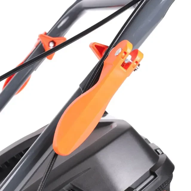 Бензиновая газонокосилка самоходная Patriot PT 56 LS