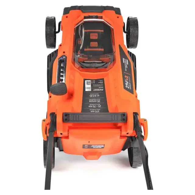 Аккумуляторная газонокосилка Patriot CM 440