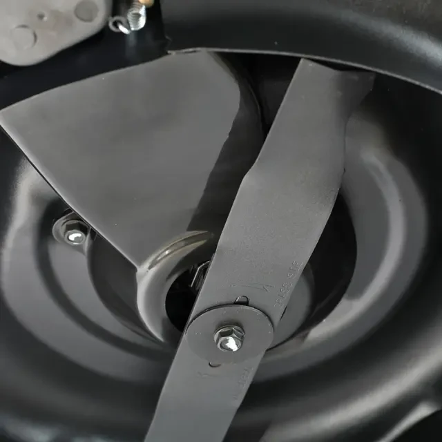 Бензиновая газонокосилка самоходная Patriot PT 47BS