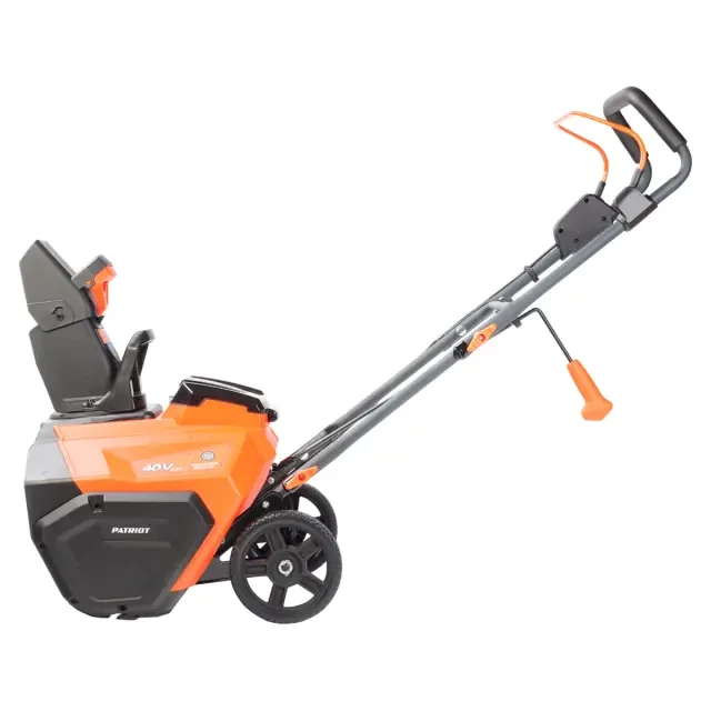 Снегоуборщик аккумуляторный Patriot PE 4542 LCT с 2хАКБ 4 Ач + ЗУ двойное Снегоуборщик аккумуляторный Patriot PE 4542 LCT с 2хАКБ 4 Ач + ЗУ двойное