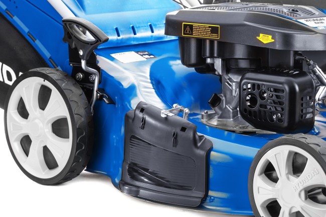 Бензиновая газонокосилка Hyundai L 5520S Бензиновая газонокосилка Hyundai L 5520S