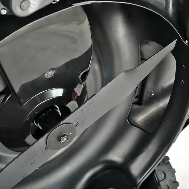 Бензиновая газонокосилка самоходная Patriot PT 53LSE