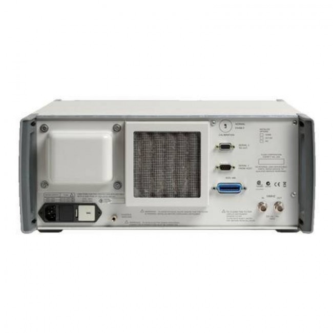 Многоцелевой калибратор Fluke 5522A 240 Многоцелевой калибратор Fluke 5522A 240